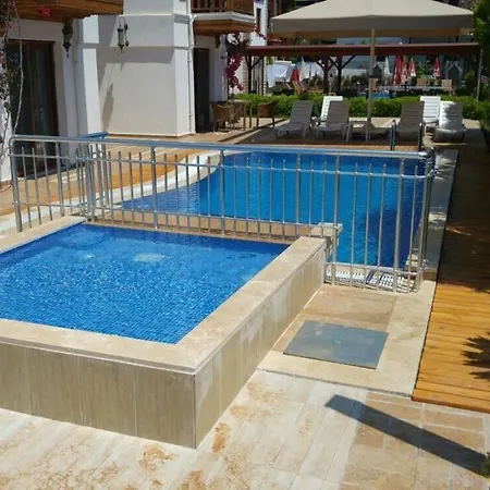 Panamare Apart-hotel *